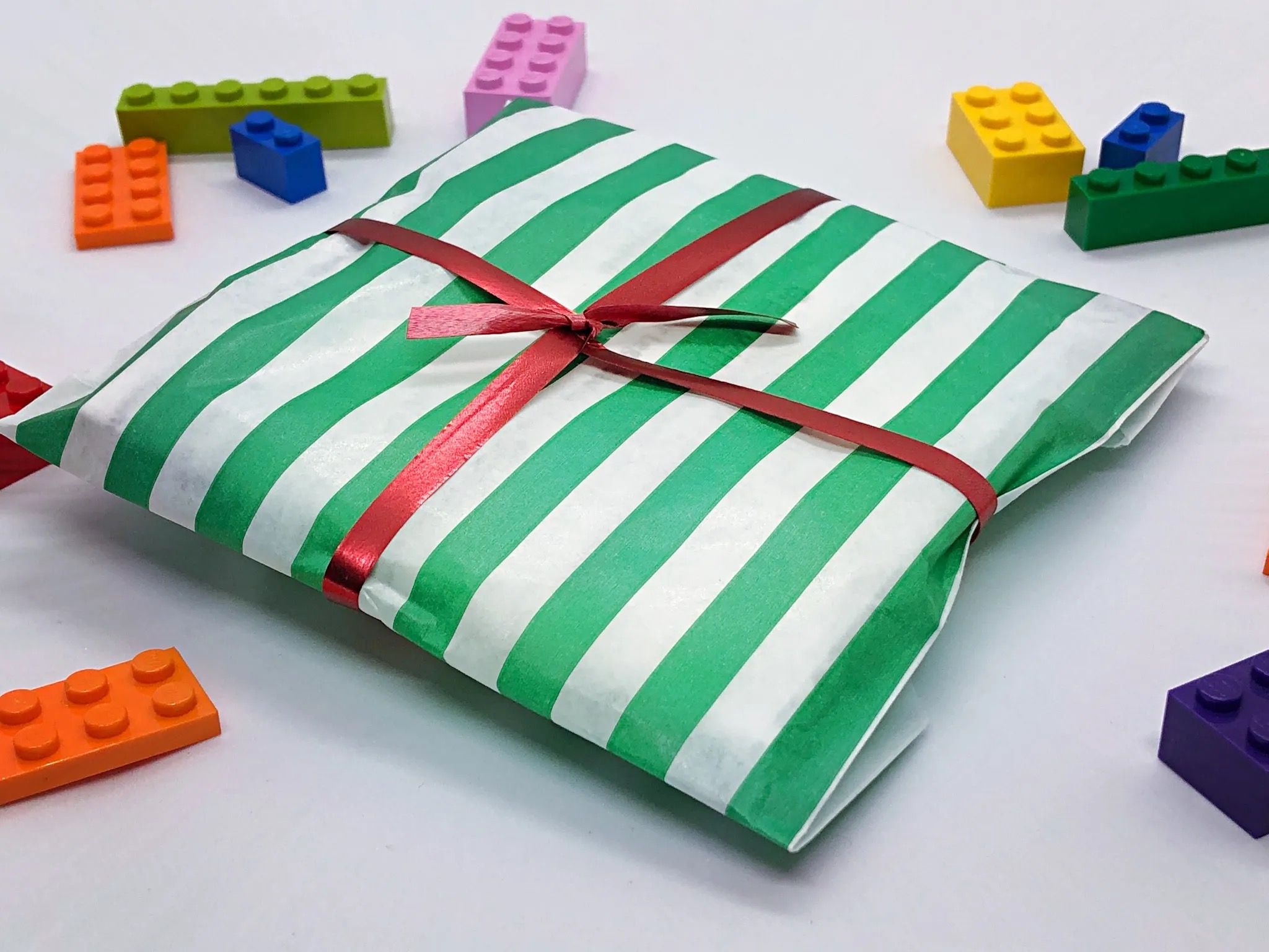 Build Your Own Lego Bauble - Image 2